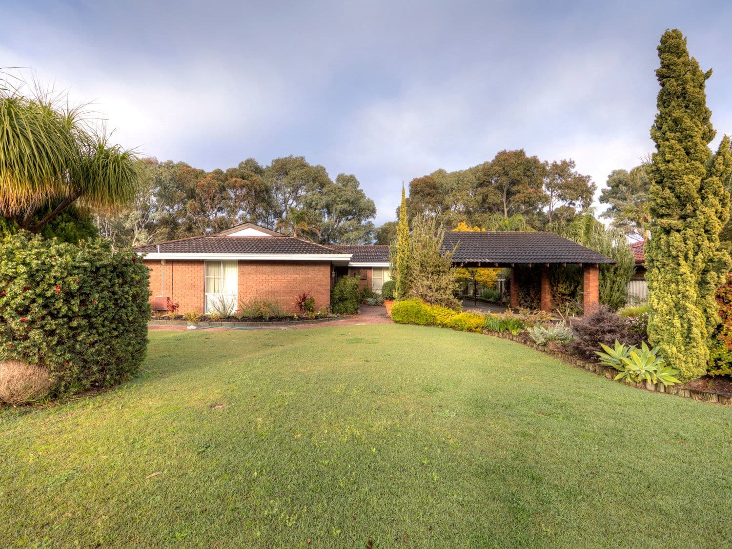 15 Pavetta Crescent, Forrestfield WA 6058, Forrestfield - Image 1