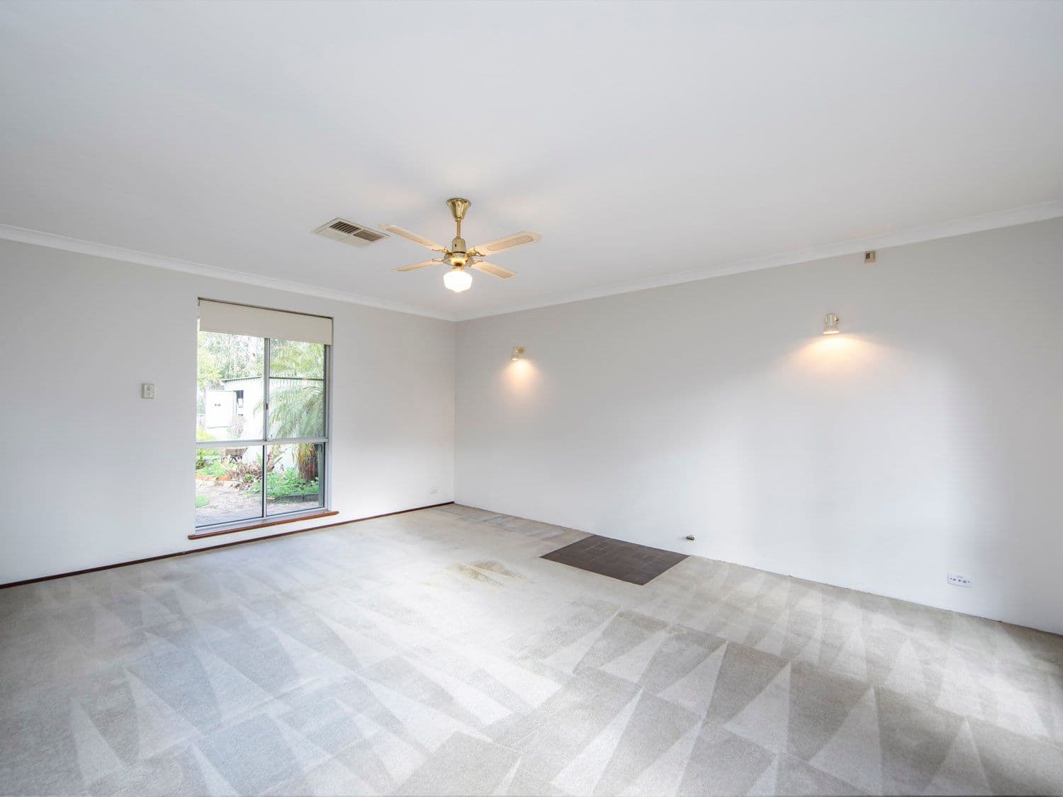 15 Pavetta Crescent, Forrestfield WA 6058, Forrestfield - Thumbnail 3