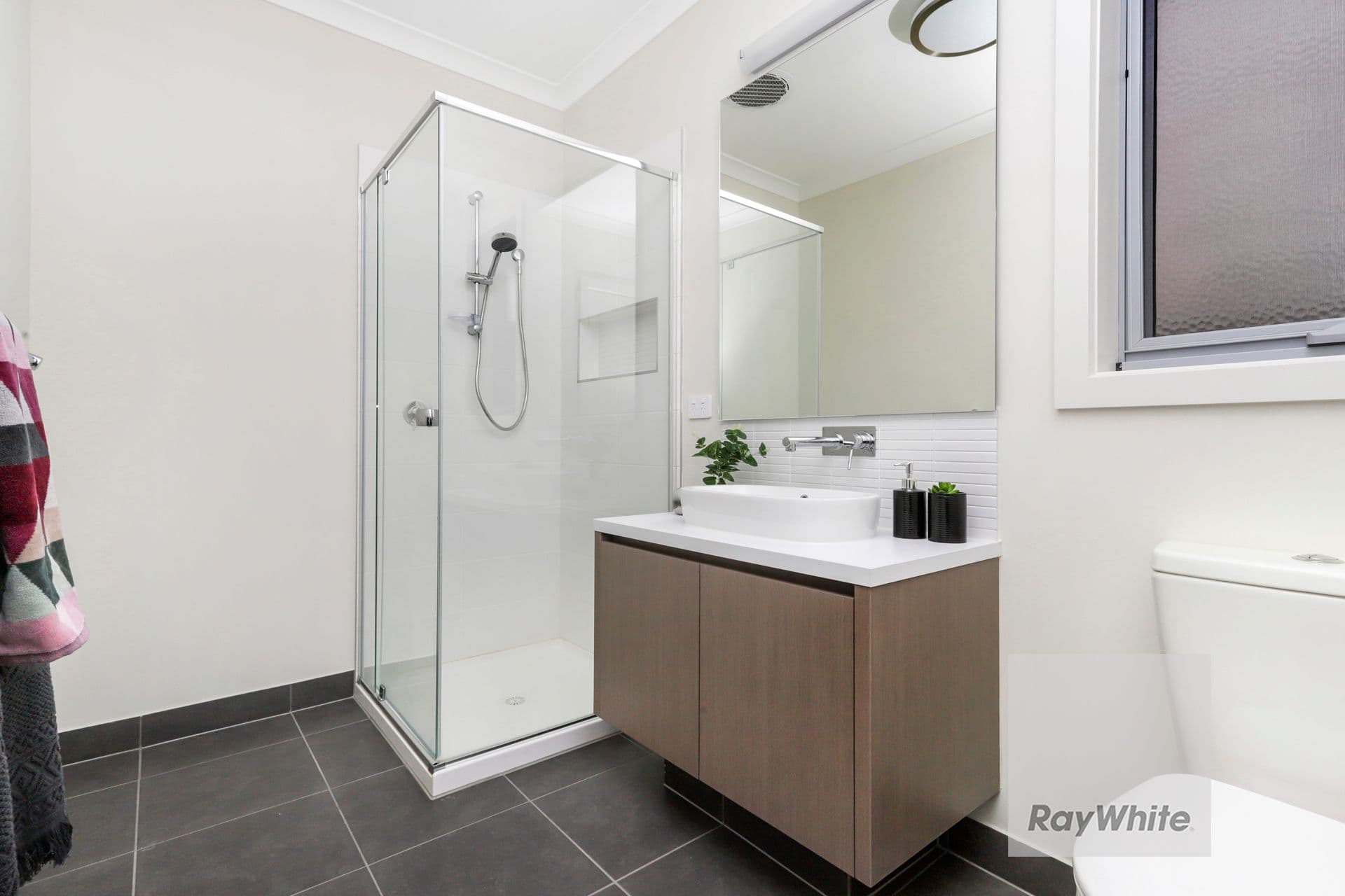 8 Nyora Court, Westmeadows VIC 3049, Westmeadows - Thumbnail 8