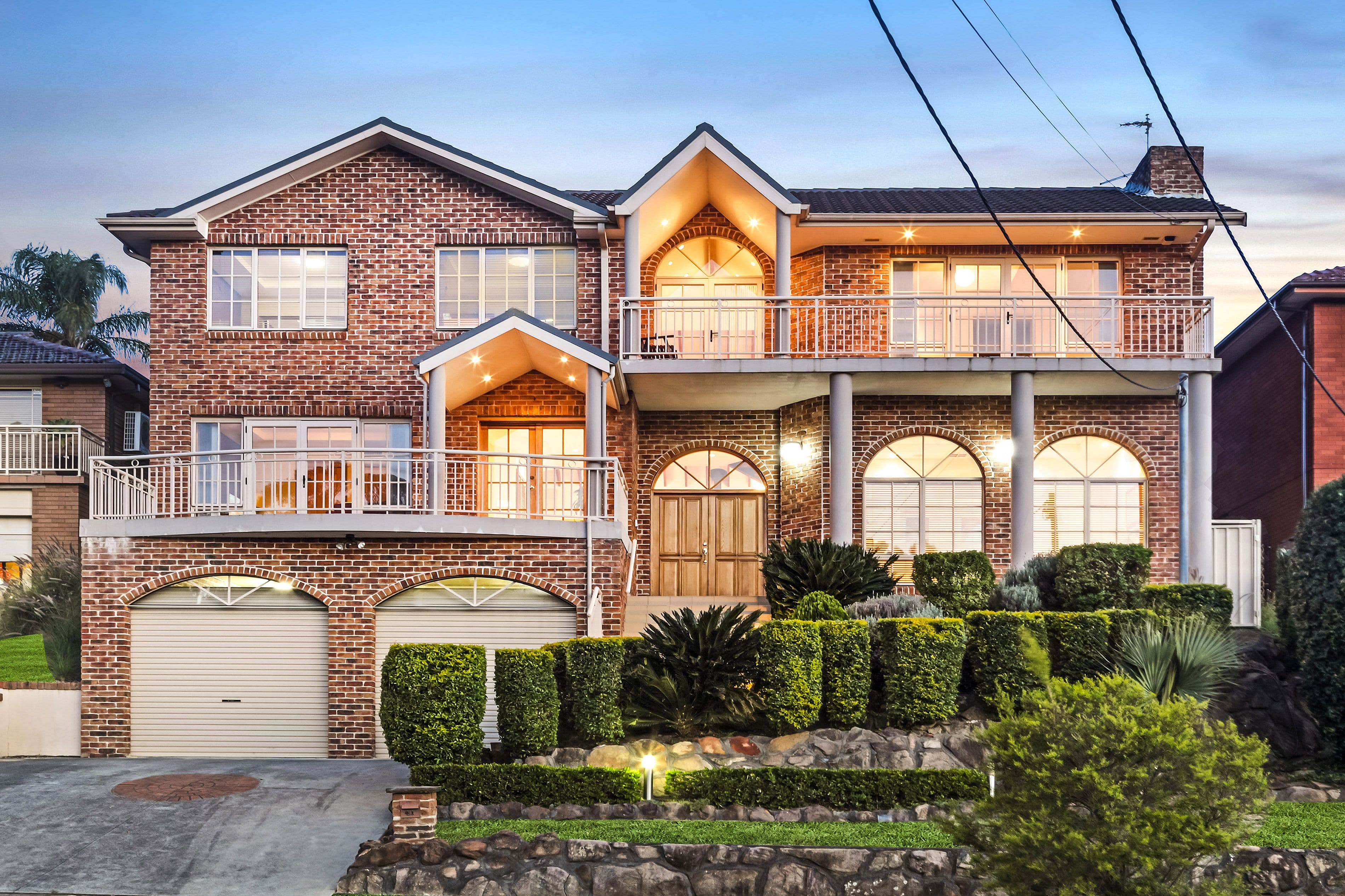 41 Caroline Crescent, Georges Hall - Image 1