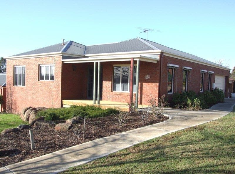 1 Ladds Court, Bacchus Marsh - Thumbnail 2