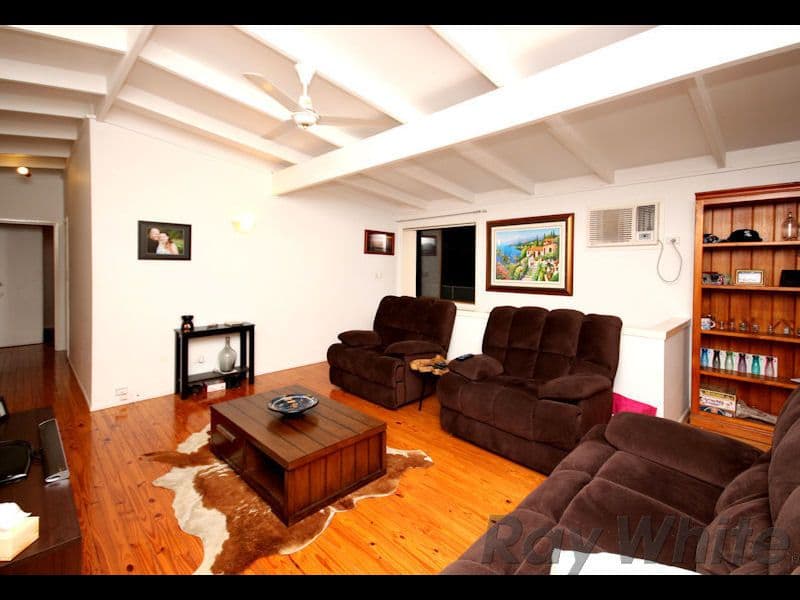 16 Ogilvie Street, Bundamba QLD 4304, Bundamba - Thumbnail 3