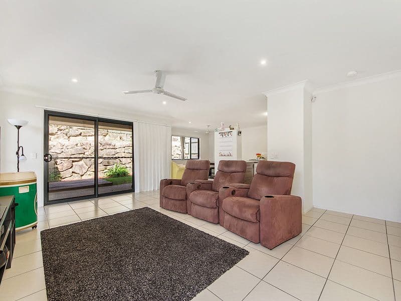 1 Monza Drive, Oxenford QLD 4210, Oxenford - Thumbnail 2