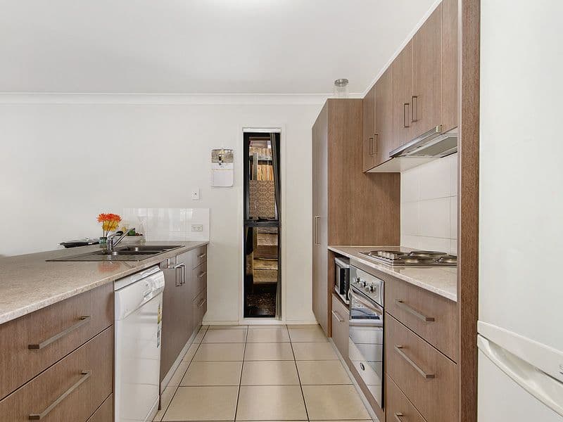 1 Monza Drive, Oxenford QLD 4210, Oxenford - Thumbnail 3