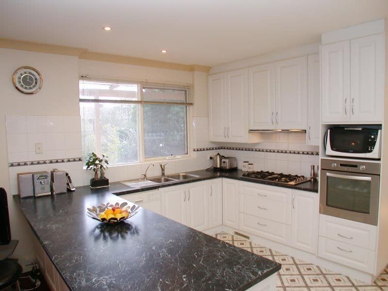 28 Brightman Street, FLAGSTAFF HILL SA 5159, Flagstaff Hill - Thumbnail 3
