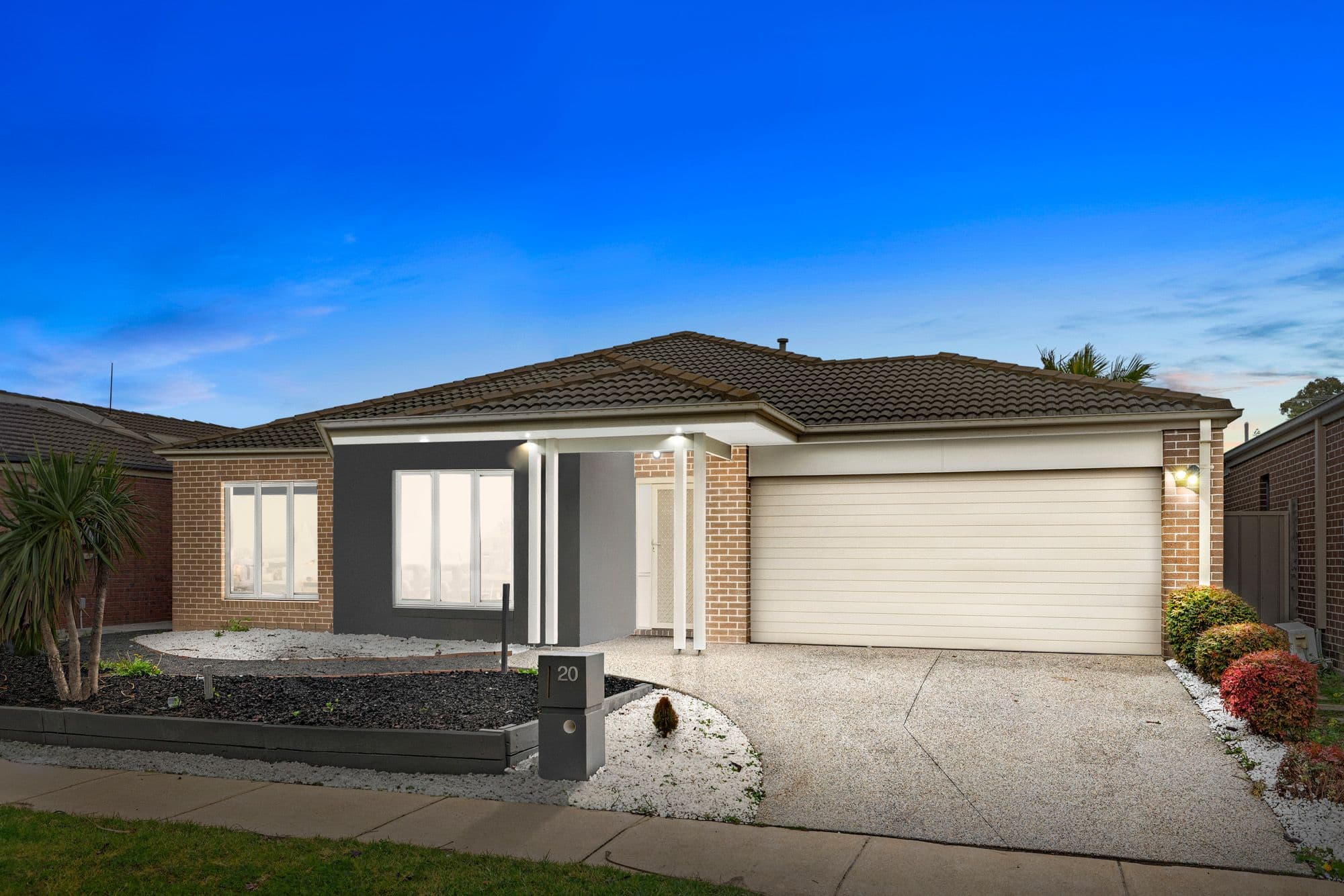 20 Dunlin Crescent, Williams Landing VIC 3027, Williams Landing - Thumbnail 2