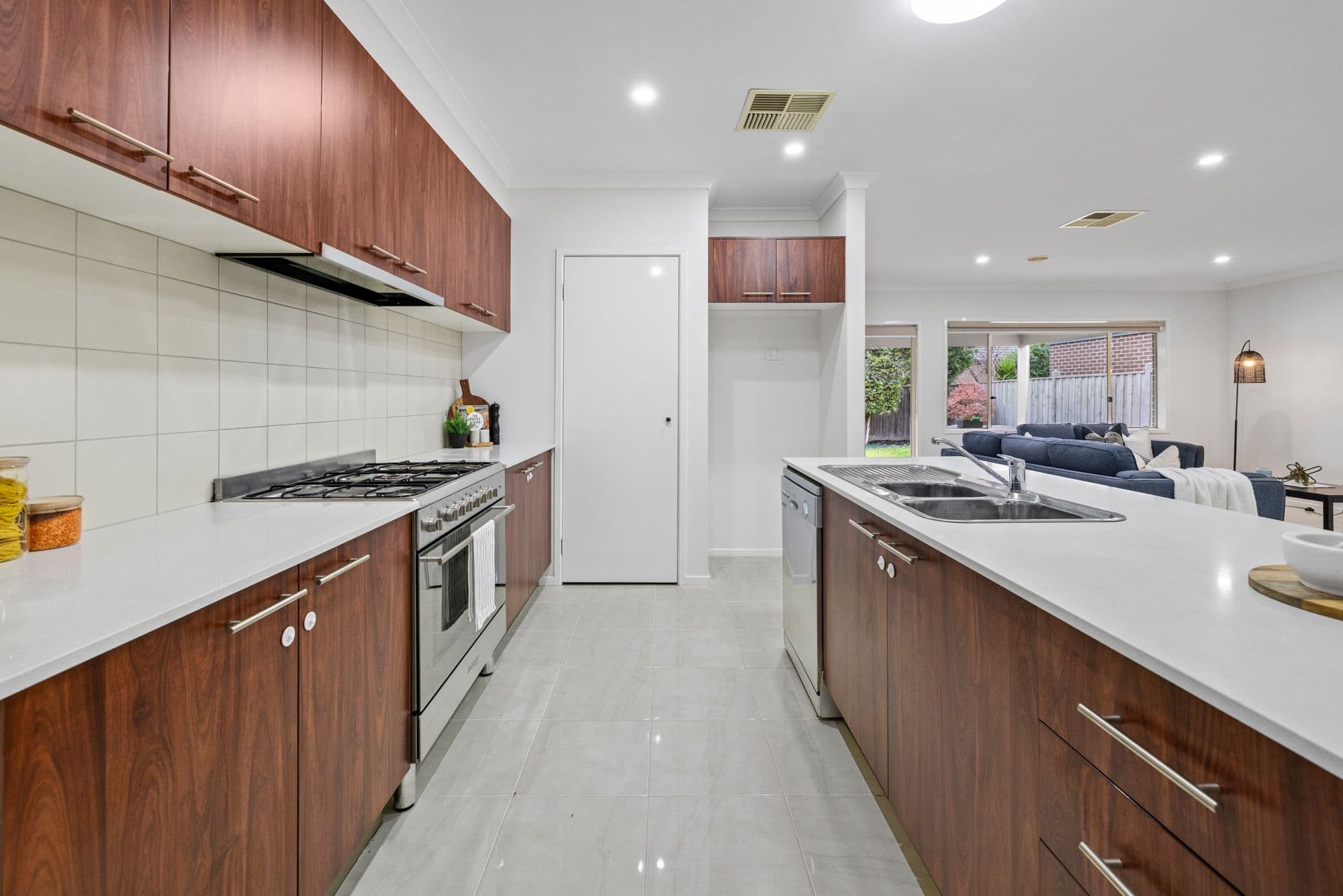 20 Dunlin Crescent, Williams Landing VIC 3027, Williams Landing - Thumbnail 5