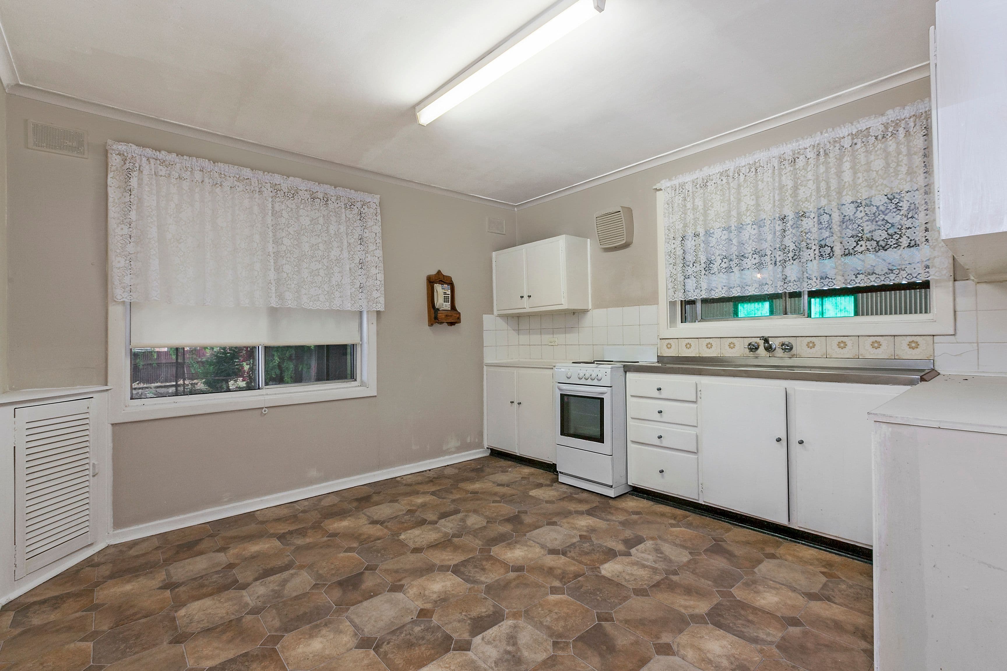 22 Hayles Road, Elizabeth Park SA 5113, Elizabeth Park - Thumbnail 5