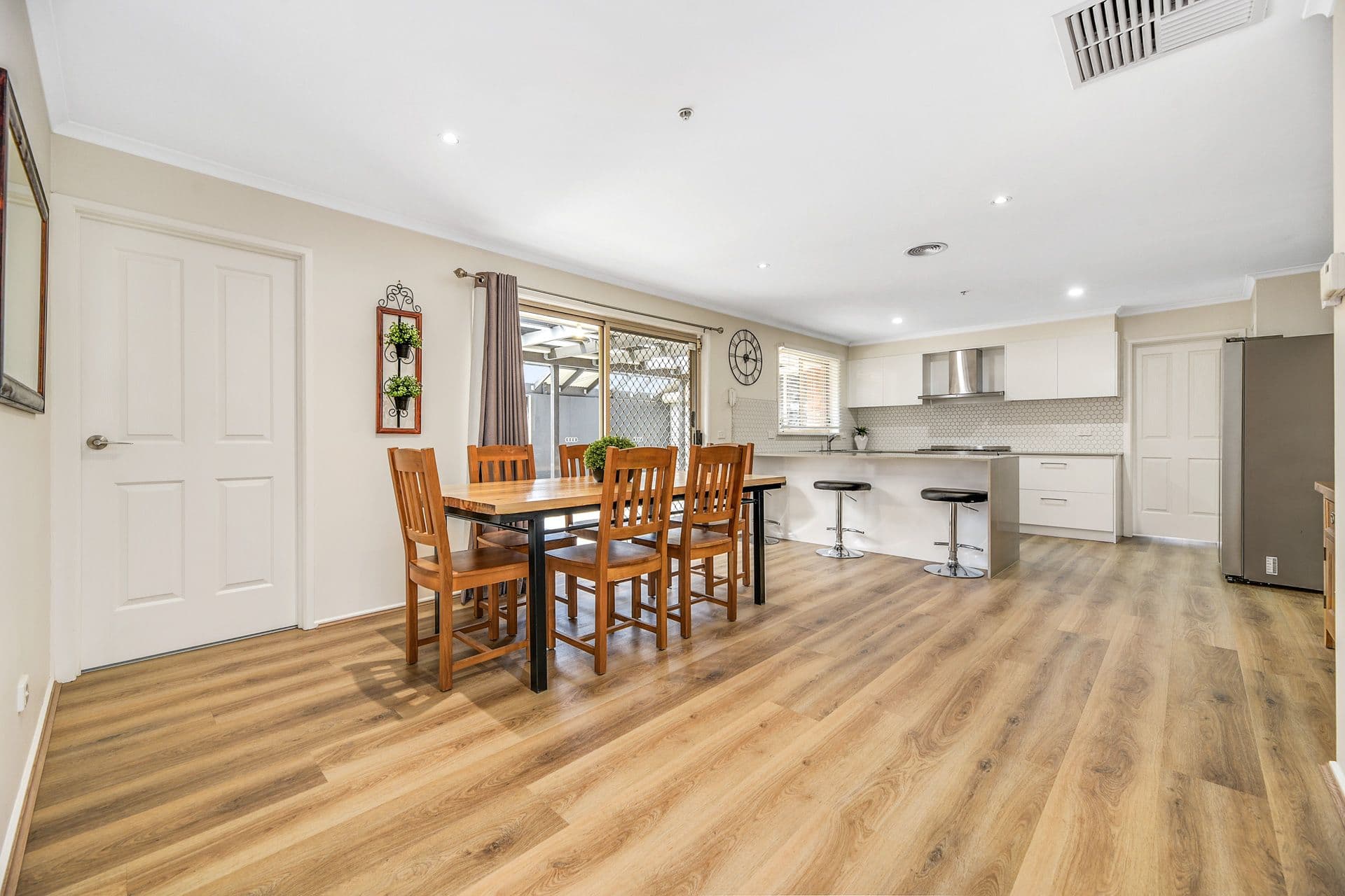 6 Jumbuck Court, Berwick VIC 3806, Berwick - Thumbnail 6