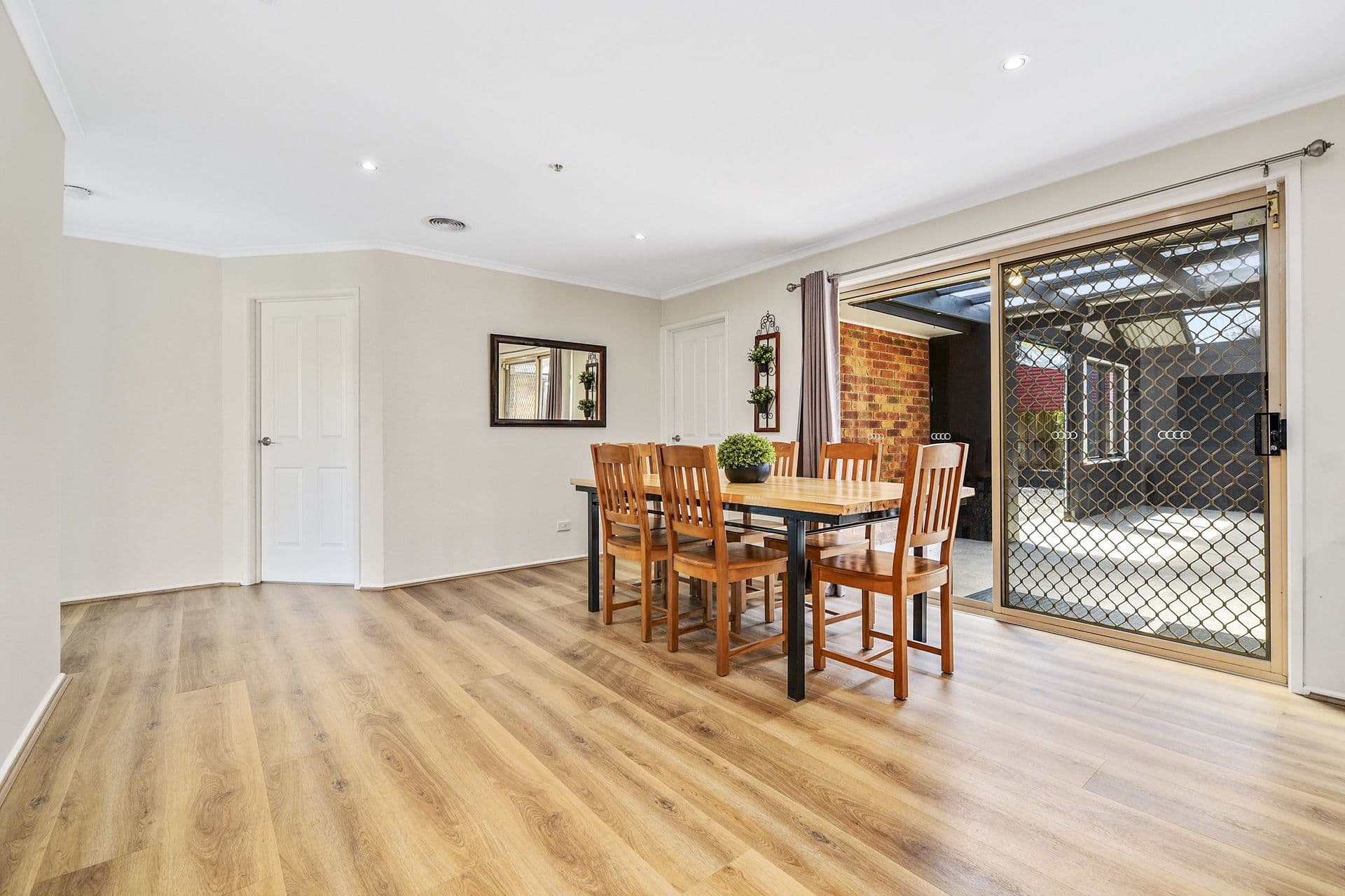 6 Jumbuck Court, Berwick VIC 3806, Berwick - Thumbnail 7