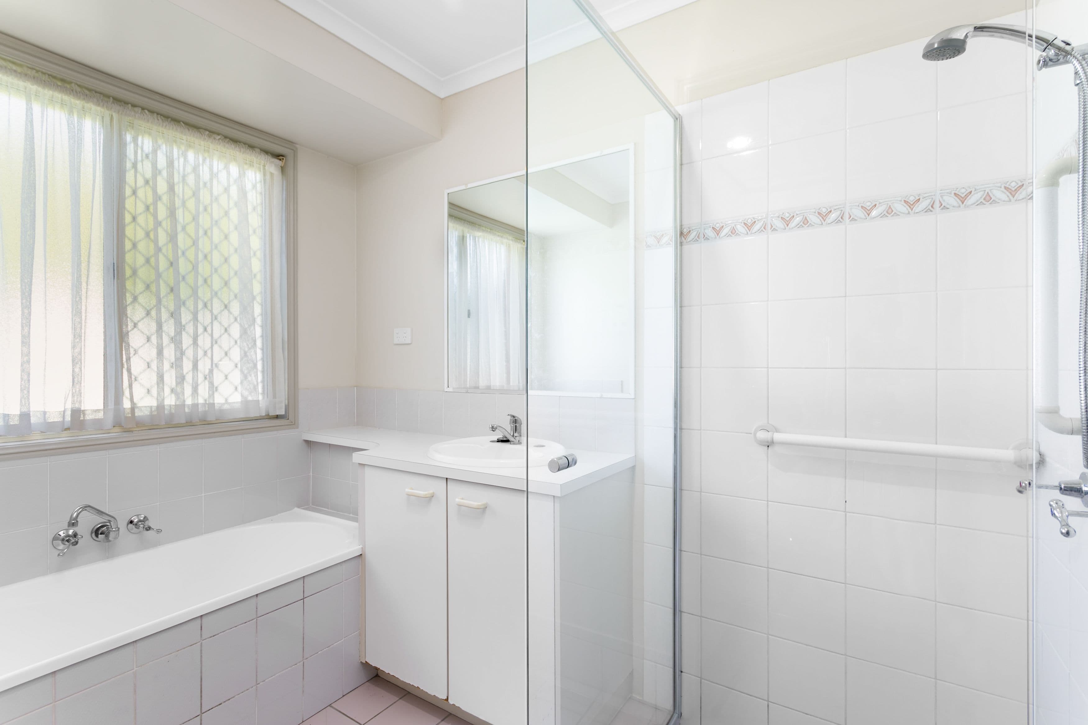 8 Leyland Avenue, Deception Bay QLD 4508, Deception Bay - Thumbnail 4