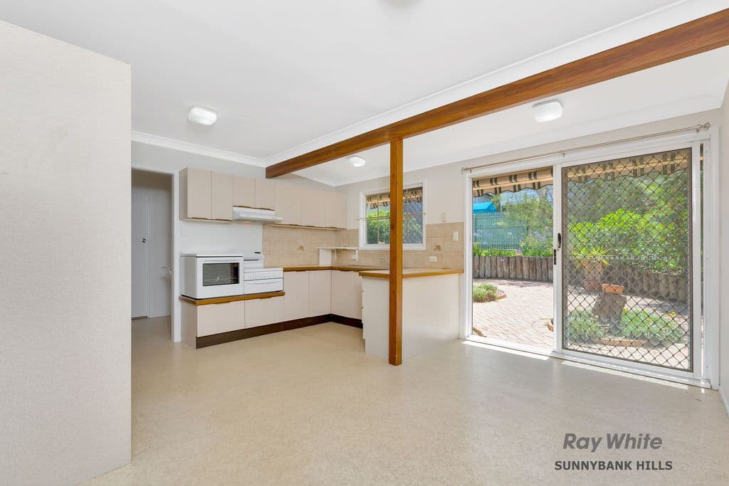 50 Valentia Street, Mansfield QLD 4122, Mansfield - Thumbnail 3