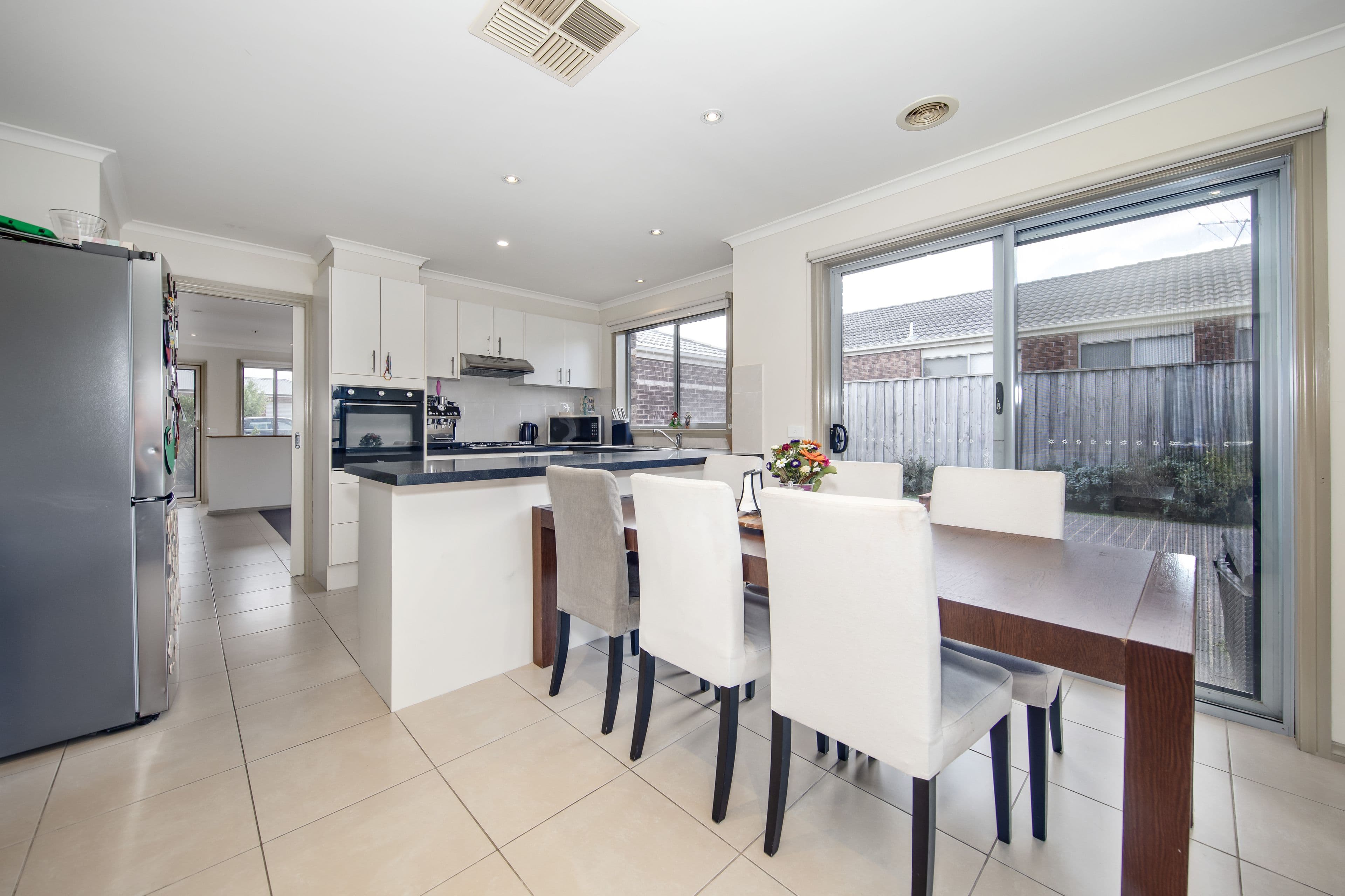4 Gabbo Court, Sunbury VIC 3429, Sunbury - Thumbnail 4