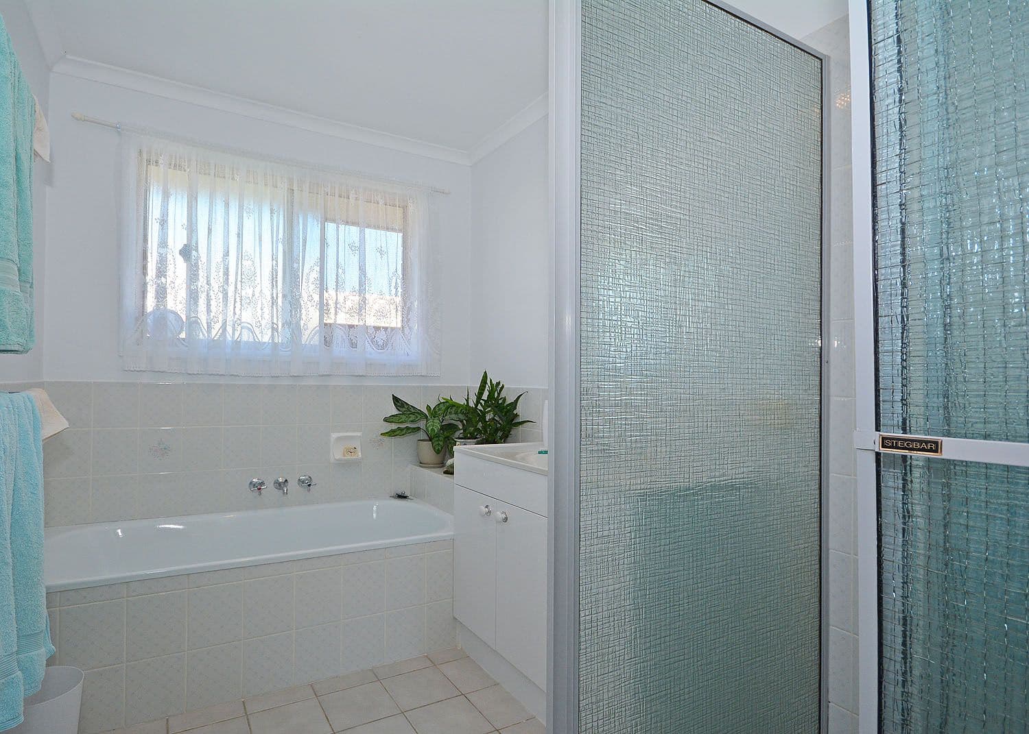 2 Maryanne Court, Point Vernon QLD 4655, Point Vernon - Thumbnail 6