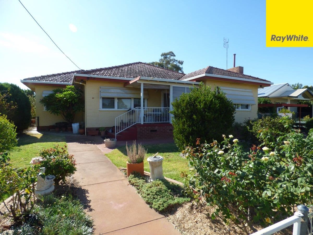 40 Clement Street, Forbes - Image 1