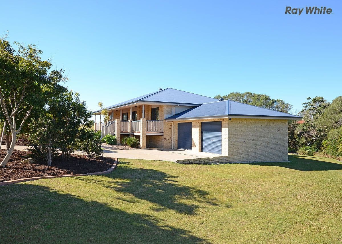 17 Highview Drive, CRAIGNISH QLD 4655, Craignish - Image 1