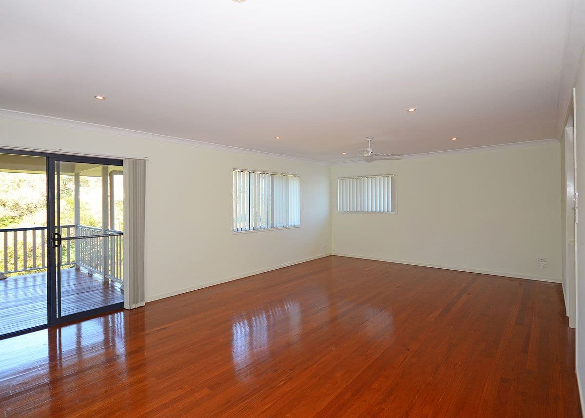 17 Highview Drive, CRAIGNISH QLD 4655, Craignish - Thumbnail 7