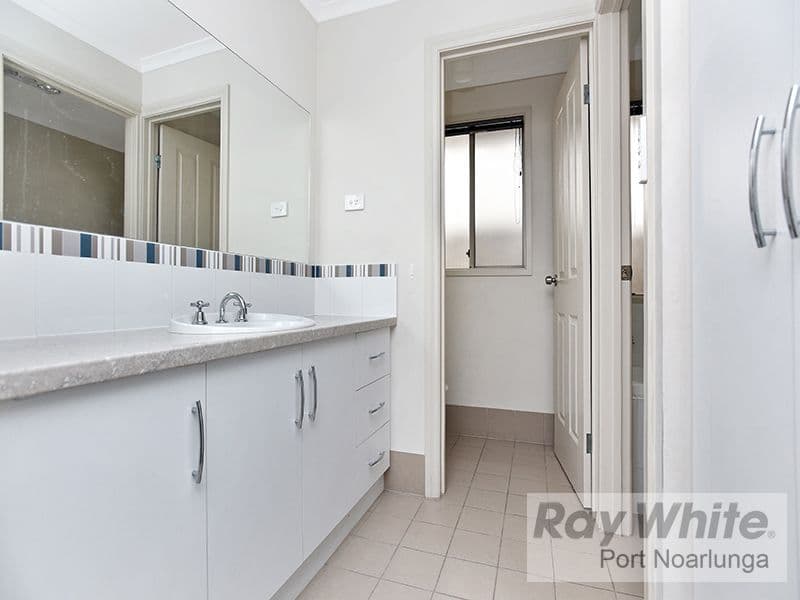 9 Dodd Avenue, Port Noarlunga SA 5167, Port Noarlunga - Thumbnail 5