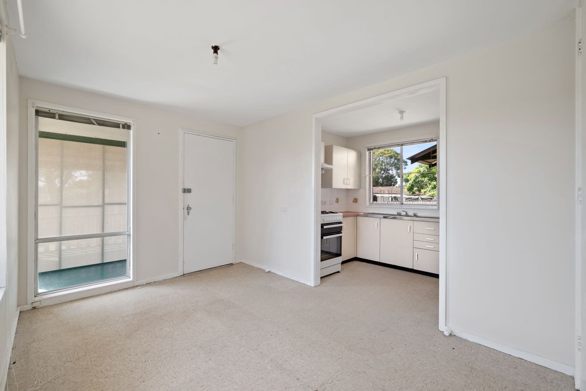292 Riverside Drive, Airds NSW 2560, Airds - Thumbnail 3