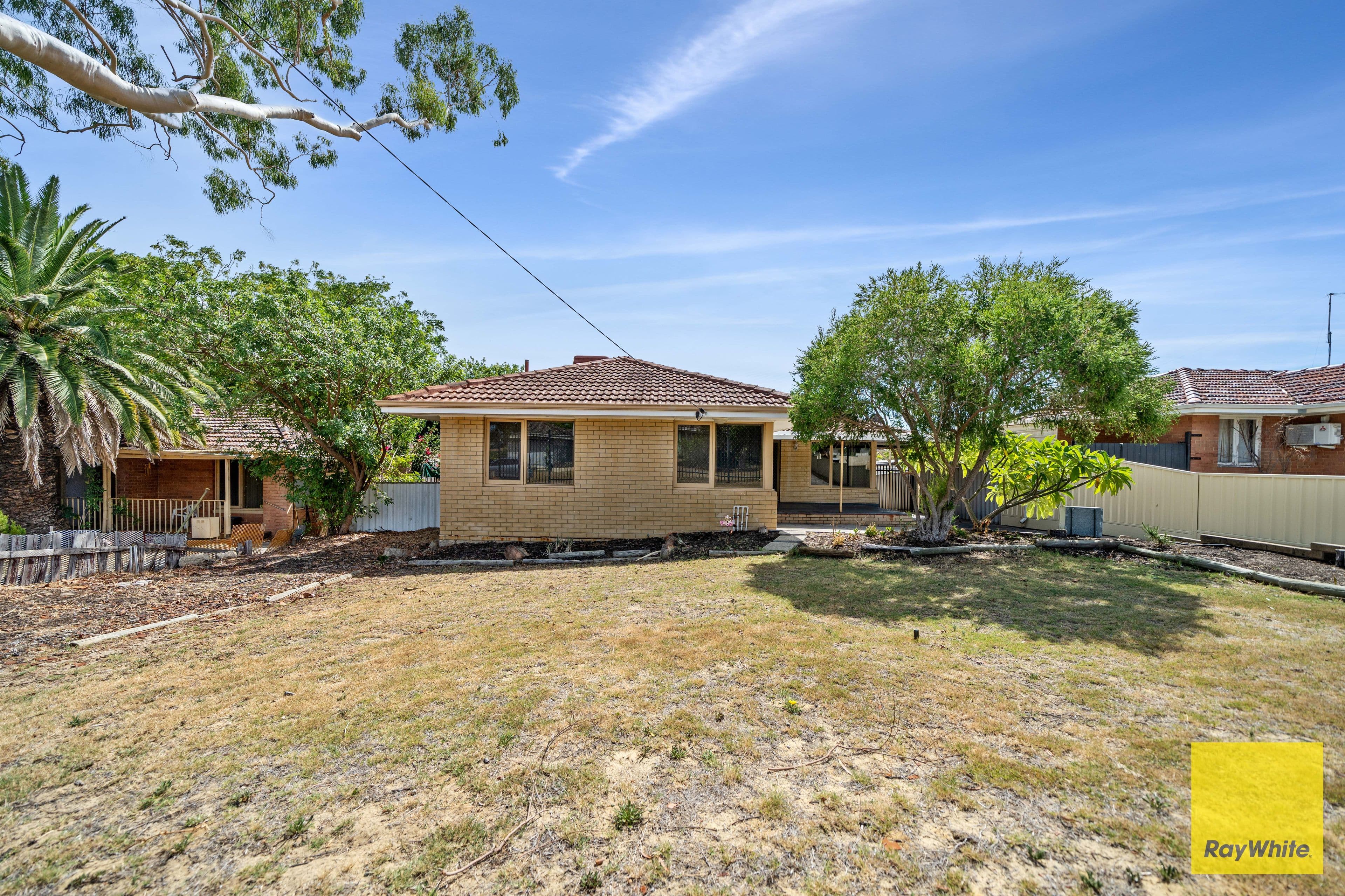 23 Harford Way, Girrawheen WA 6064, Girrawheen - Thumbnail 2