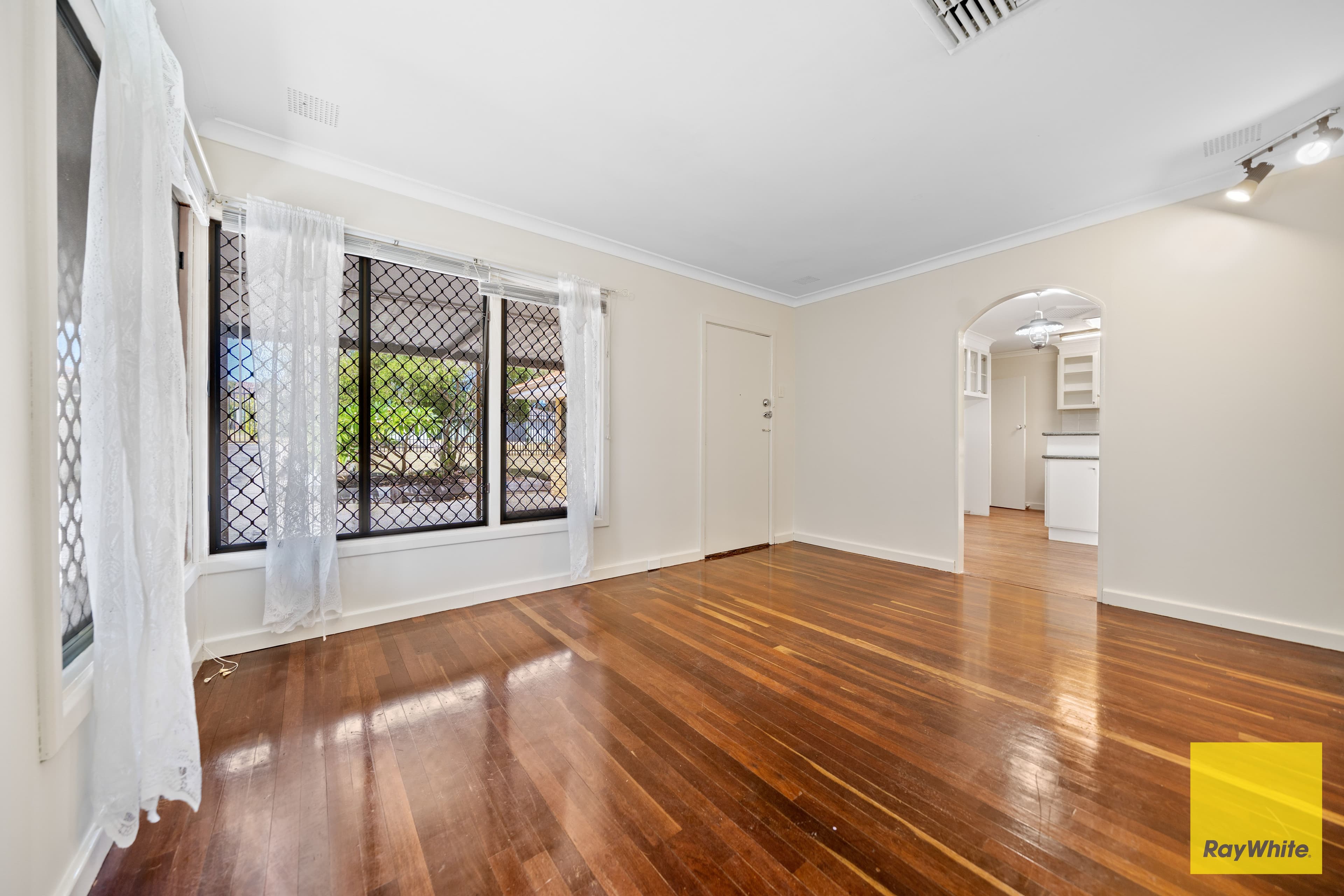 23 Harford Way, Girrawheen WA 6064, Girrawheen - Thumbnail 5