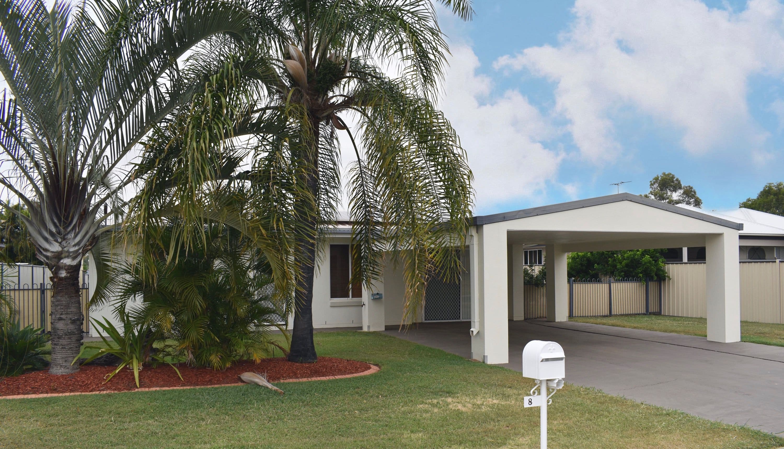 8 Crozier Crescent, Emerald QLD 4720, Emerald - Image 1