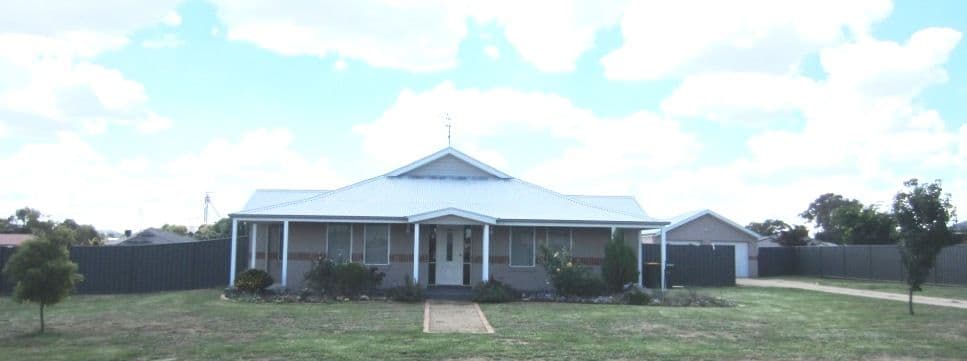 27 Mary Angove Crescent, Cootamundra NSW 2590, Cootamundra - Image 1