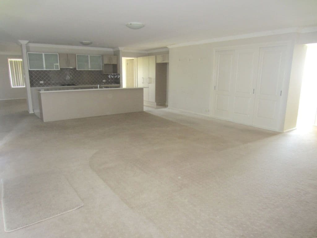 27 Mary Angove Crescent, Cootamundra NSW 2590, Cootamundra - Thumbnail 2
