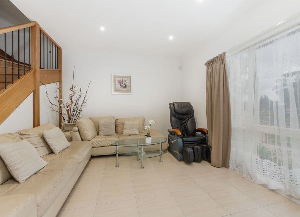 115 Cairnlea Drive, Cairnlea VIC 3023, Cairnlea - Thumbnail 2