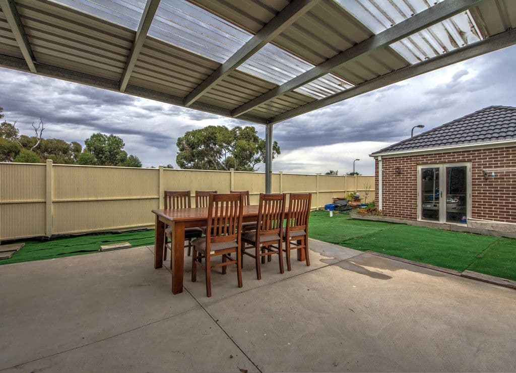 115 Cairnlea Drive, Cairnlea VIC 3023, Cairnlea - Thumbnail 5