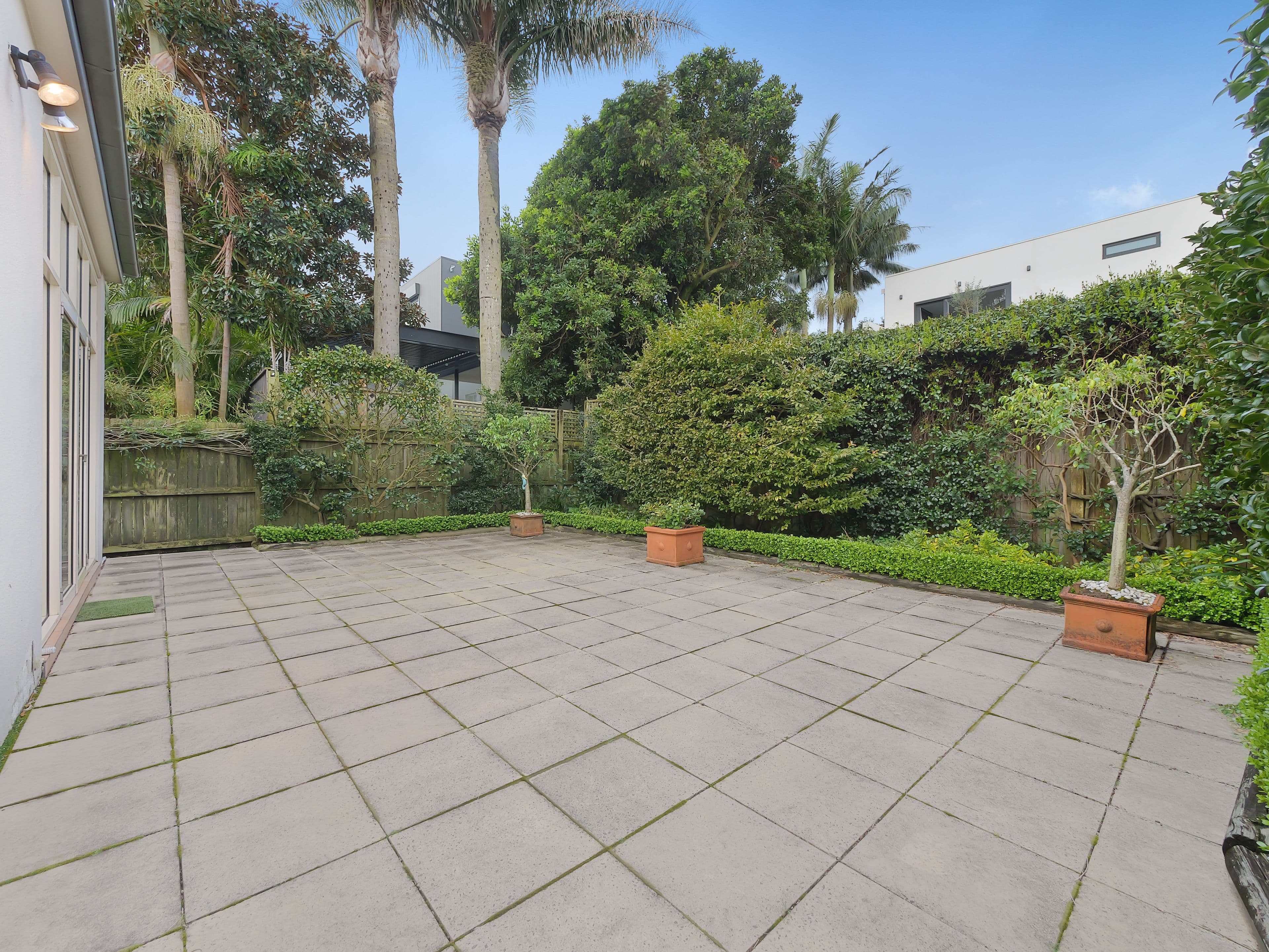 13 Elliott Street, North Bondi NSW 2026, North Bondi - Thumbnail 2