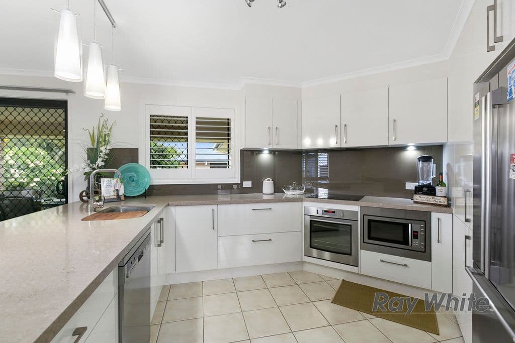 10 Hawkins Place, Thornlands QLD 4164, Thornlands - Thumbnail 4