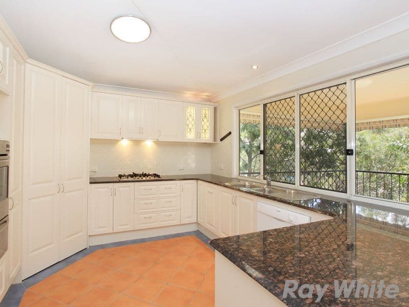 7 Bookleaf Place, BRIDGEMAN DOWNS QLD 4035, Bridgeman Downs - Thumbnail 3