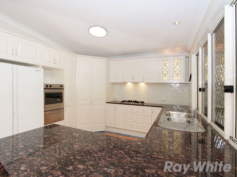 7 Bookleaf Place, BRIDGEMAN DOWNS QLD 4035, Bridgeman Downs - Thumbnail 4