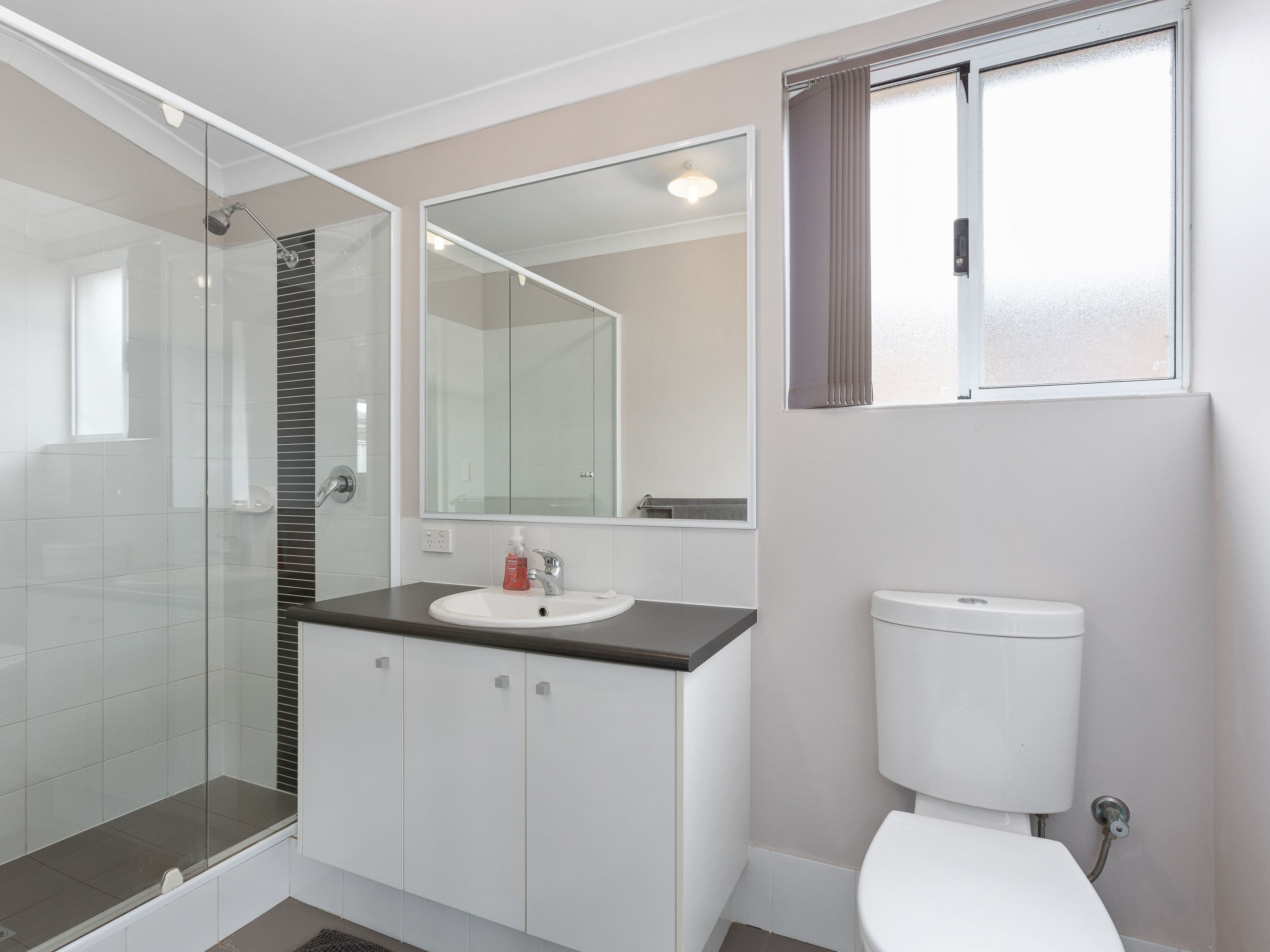 16 Frost Bend, Piara Waters WA 6112, Piara Waters - Thumbnail 5