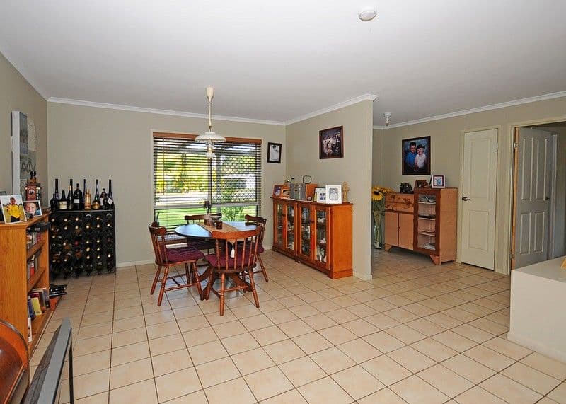 16 Garden Drive, URANGAN QLD 4655, Urangan - Thumbnail 6