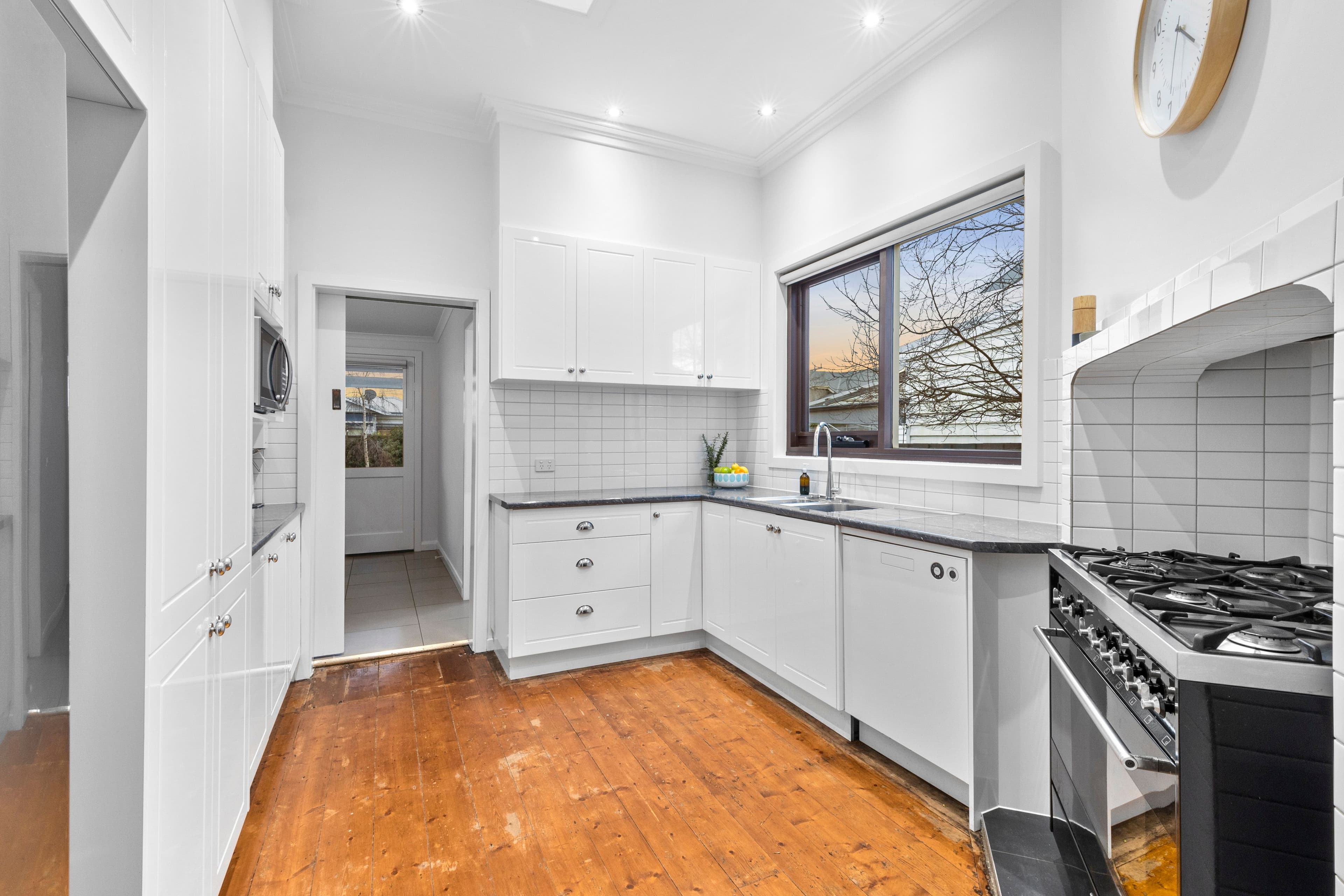 23 Crofton Street, Geelong West VIC 3218, Geelong West - Thumbnail 5