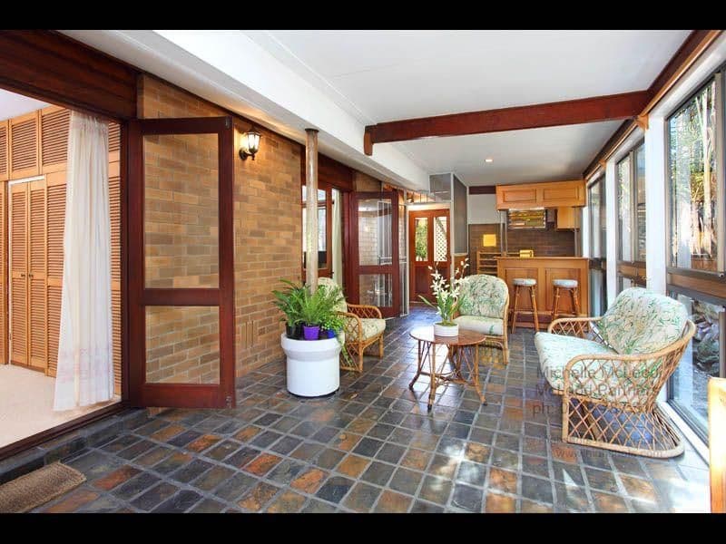 20 Chantilly Street, CHAPEL HILL QLD 4069, Chapel Hill - Thumbnail 3