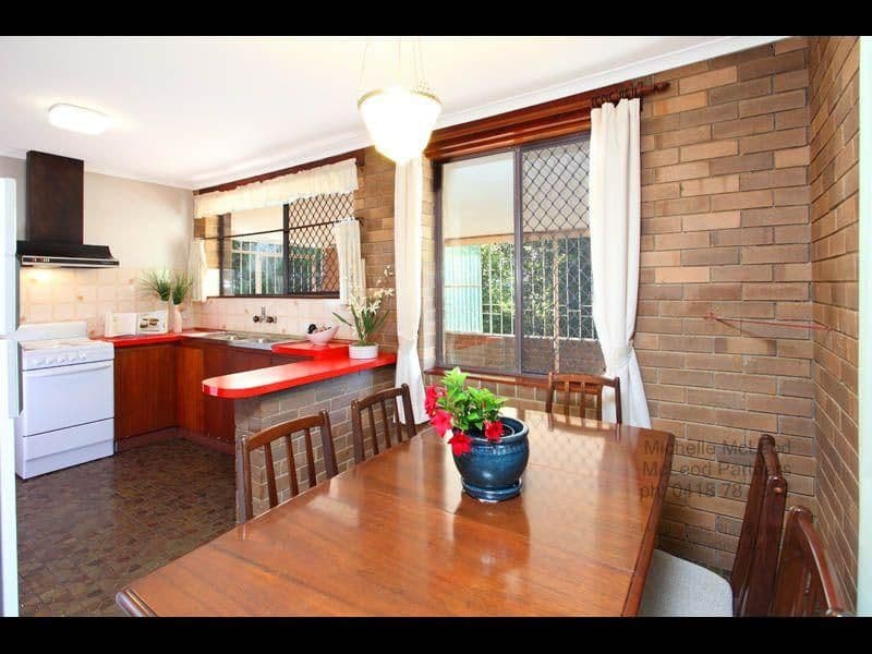 20 Chantilly Street, CHAPEL HILL QLD 4069, Chapel Hill - Thumbnail 5