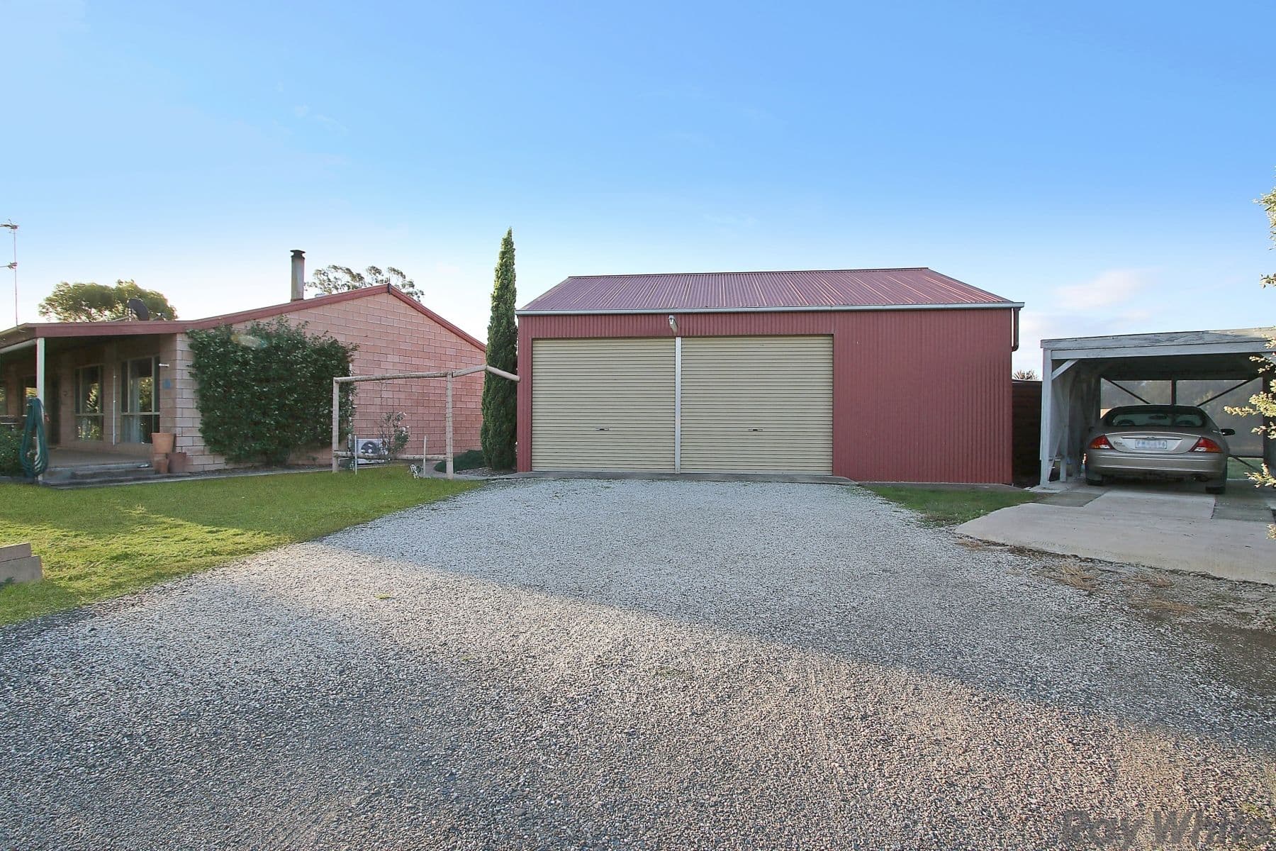 2 Brown Street, Devenish VIC 3726, Devenish - Thumbnail 5