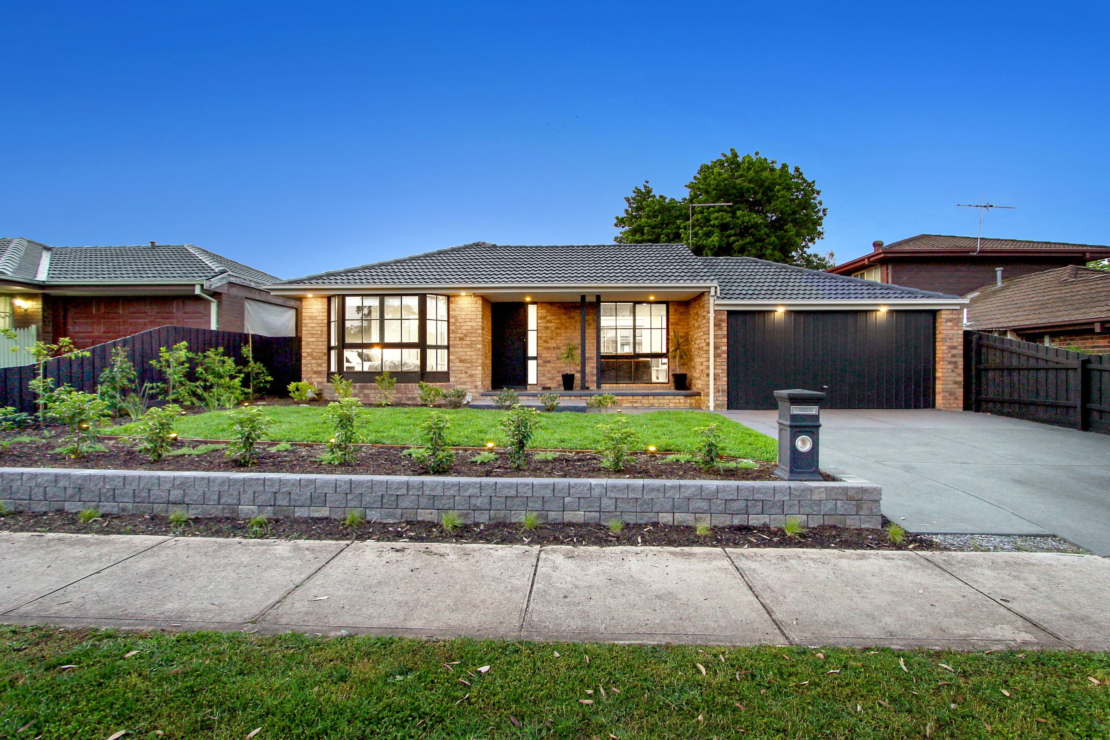 270 Heatherhill Road, Frankston VIC 3199, Frankston - Image 1