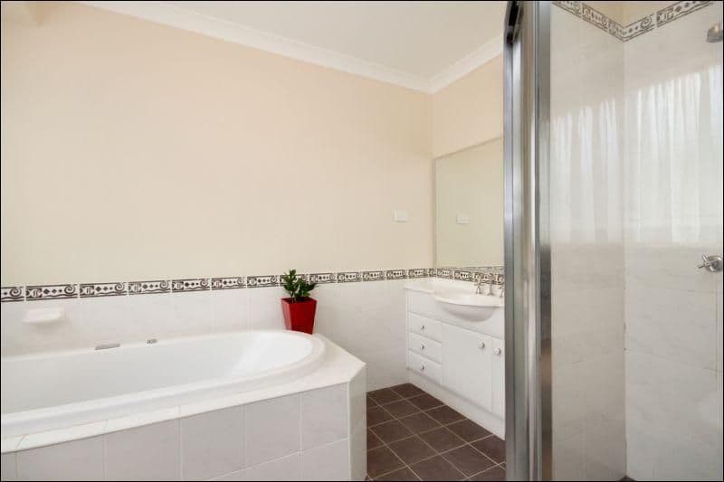 6 Upington Drive, EAST MAITLAND NSW 2323, East Maitland - Thumbnail 7