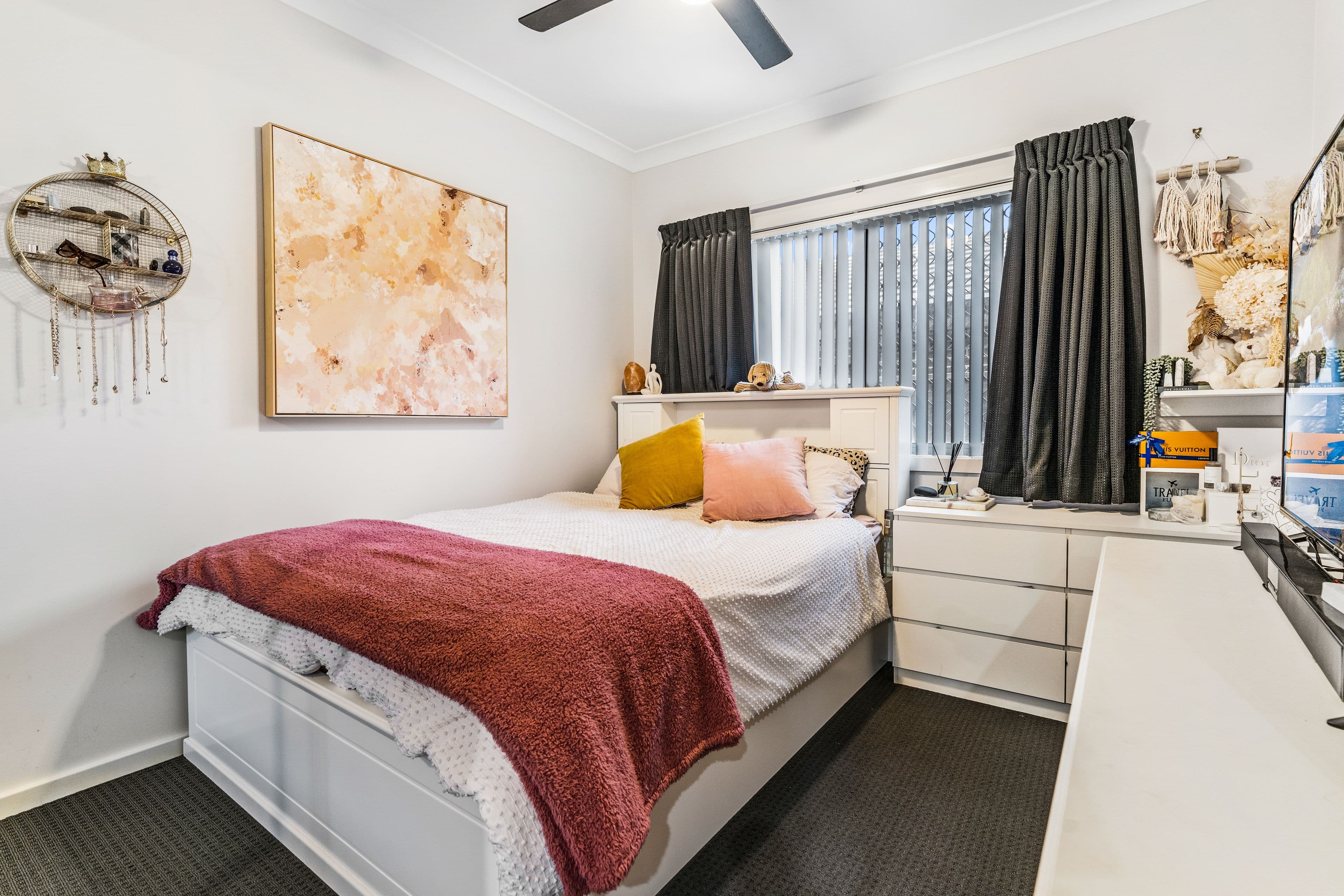 83 Easton Avenue, Spring Farm NSW 2570, Spring Farm - Thumbnail 4