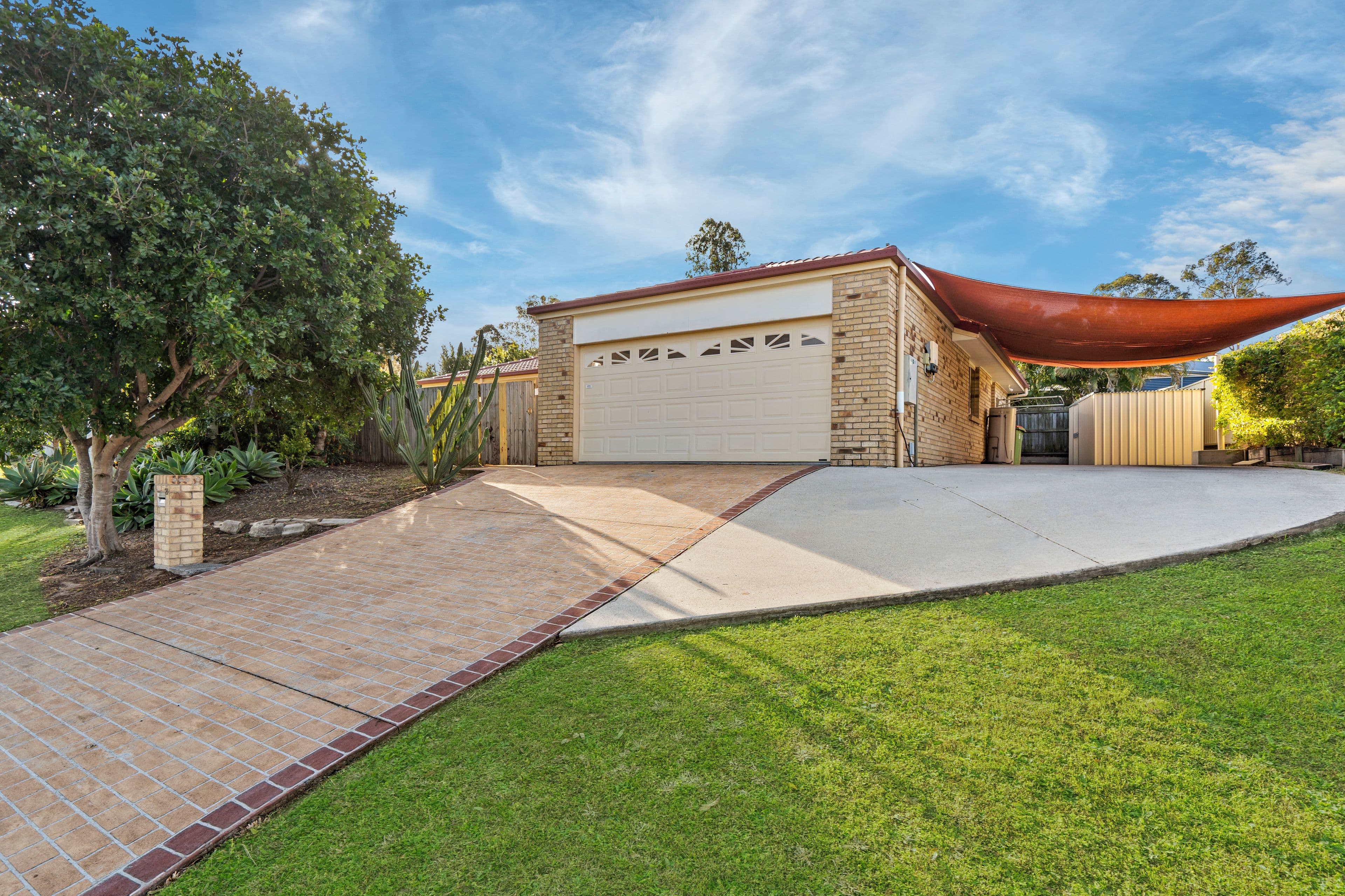 21 Holly Crescent, Windaroo QLD 4207, Windaroo - Thumbnail 3