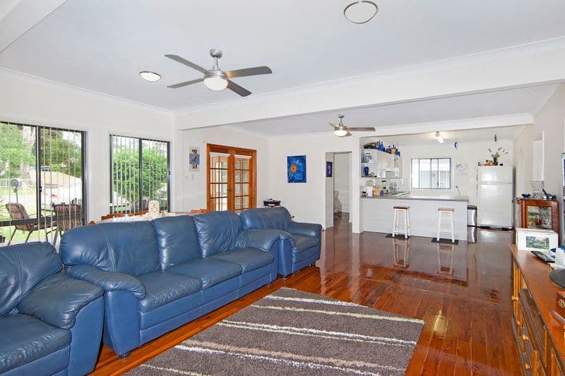 13 Sixth Avenue, TOUKLEY NSW 2263, Toukley - Thumbnail 2