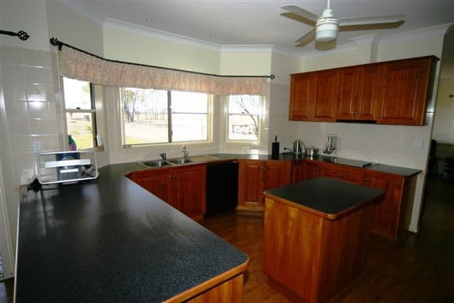 59 Seymours Road, DALBY QLD 4405, Dalby - Thumbnail 2