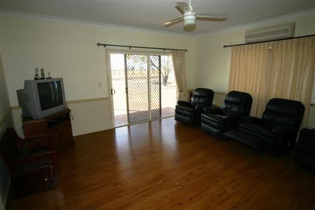 59 Seymours Road, DALBY QLD 4405, Dalby - Thumbnail 7