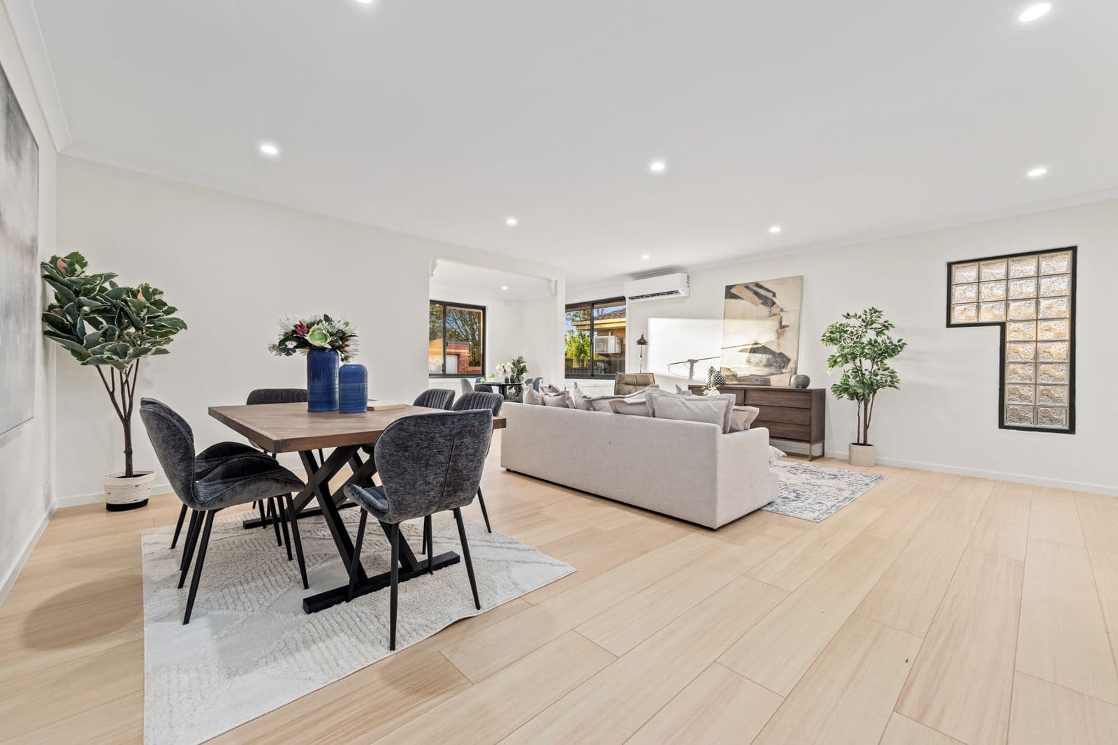 28 Tirana Street, Mitcham VIC 3132, Mitcham - Thumbnail 3