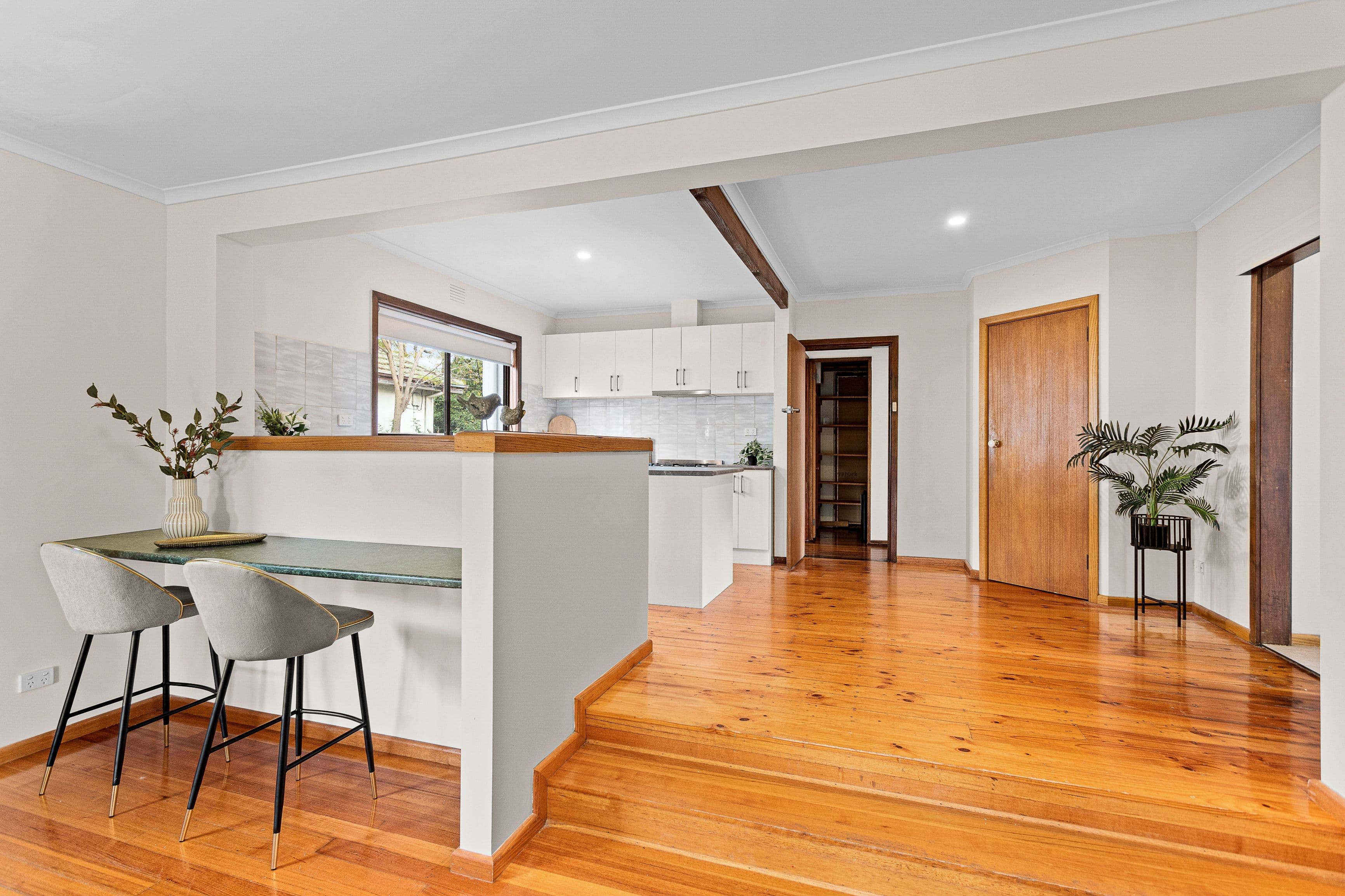 54 Steane Street, Reservoir VIC 3073, Reservoir - Thumbnail 6