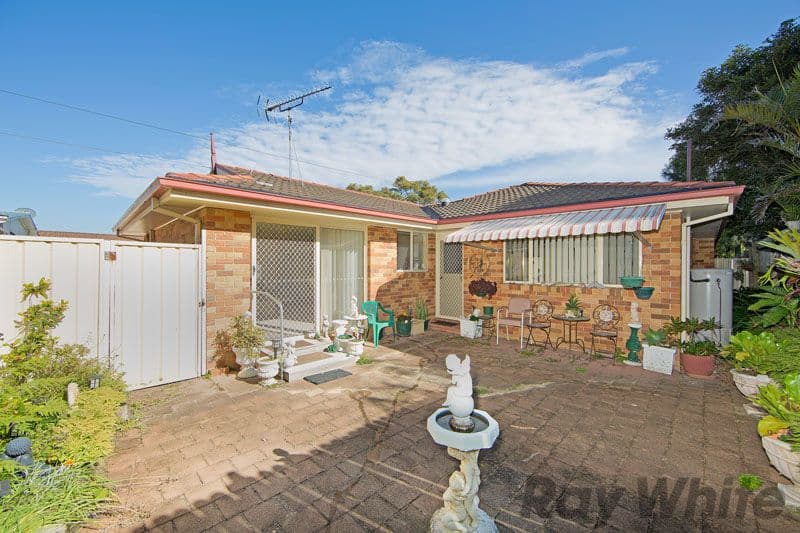 22 Holmes Avenue, TOUKLEY NSW 2263, Toukley - Thumbnail 5